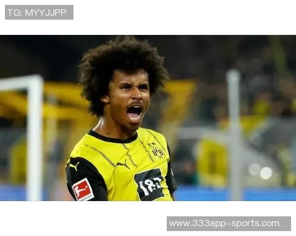 科贝尔赞多特更衣室团结力强力挺阿德耶米称其为优秀年轻球员